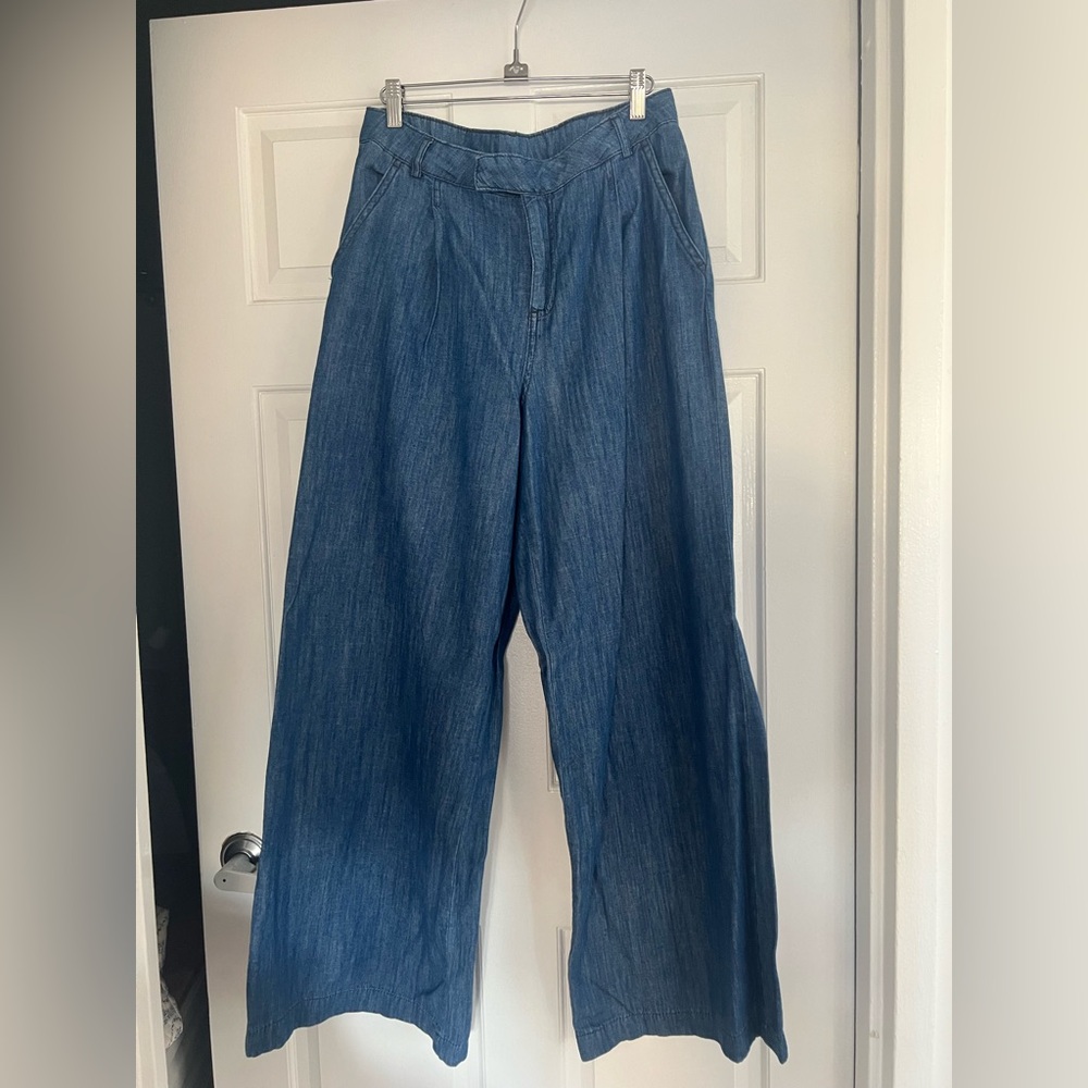 Zara Wide Leg jeans
